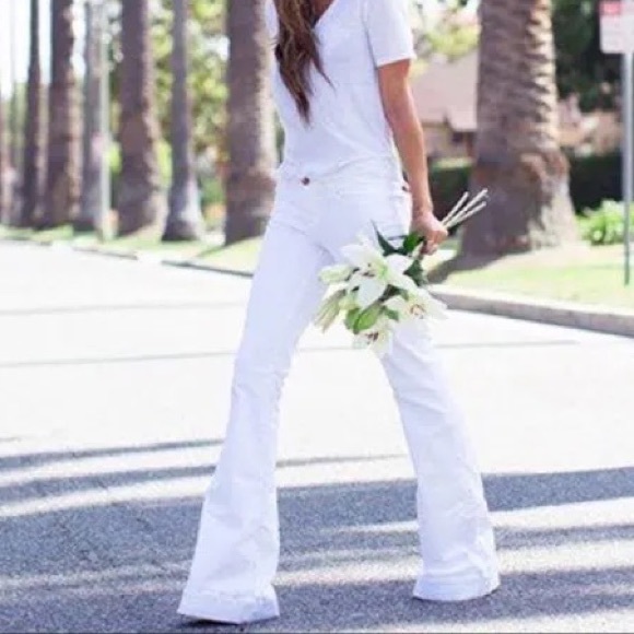 J Brand “Love Story” Flare Jeans - Picture 7 of 11